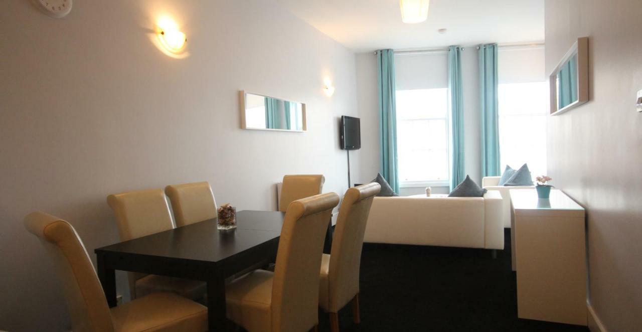 Heuston Aparthotel Ellis Quay ดับลิน ภายนอก รูปภาพ